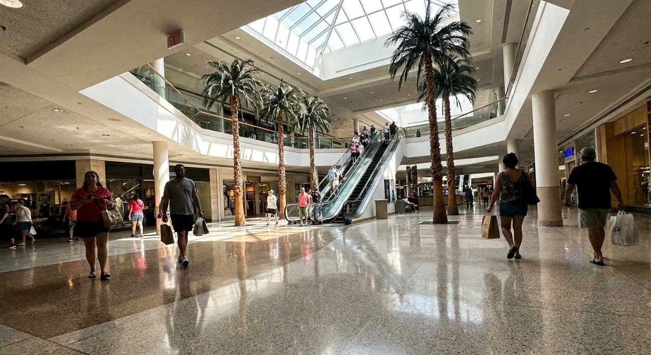 Sawgrass Mills — הקניון הגדול בארה"ב